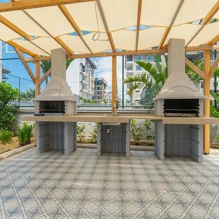 Luxuswohnung In Mit 270 Grad Panoramablick Auf Berge Und Fluss Alanya