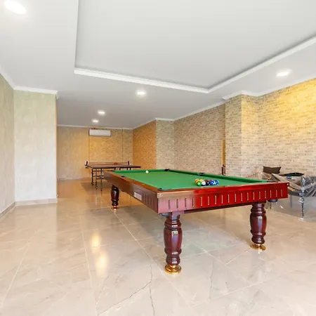 Luxuswohnung In Mit 270 Grad Panoramablick Auf Berge Und Fluss Apartmán
