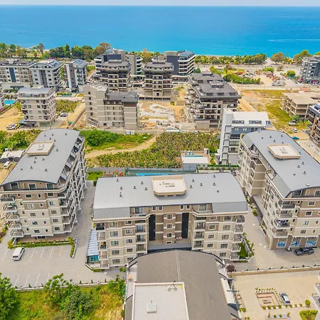 Luxuswohnung In Mit 270 Grad Panoramablick Auf Berge Und Fluss Alanya